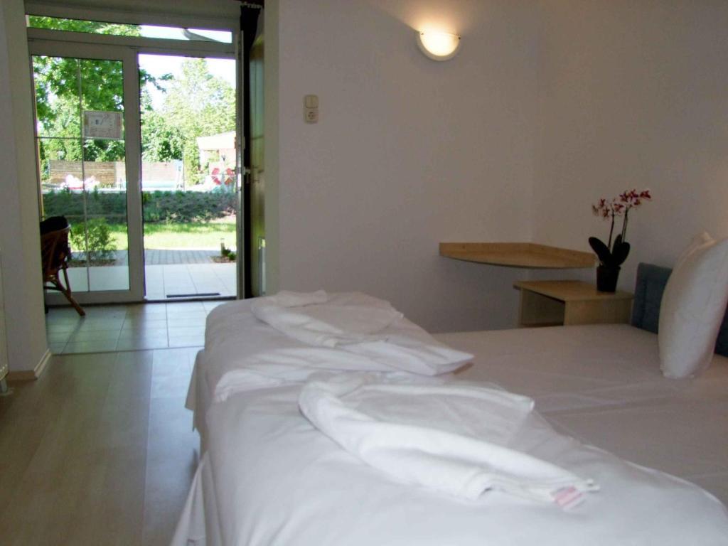 Hotel Platan Zamardi Ruang foto